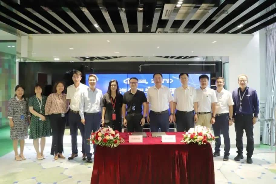 鱼丸游戏街机与森林舞会电玩城与中汽创智签订战略合作框架协议 集中优势有助于汽车智能化开展