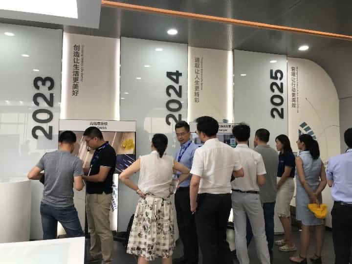 鱼丸游戏街机与森林舞会电玩城Tech Day走进一汽大众